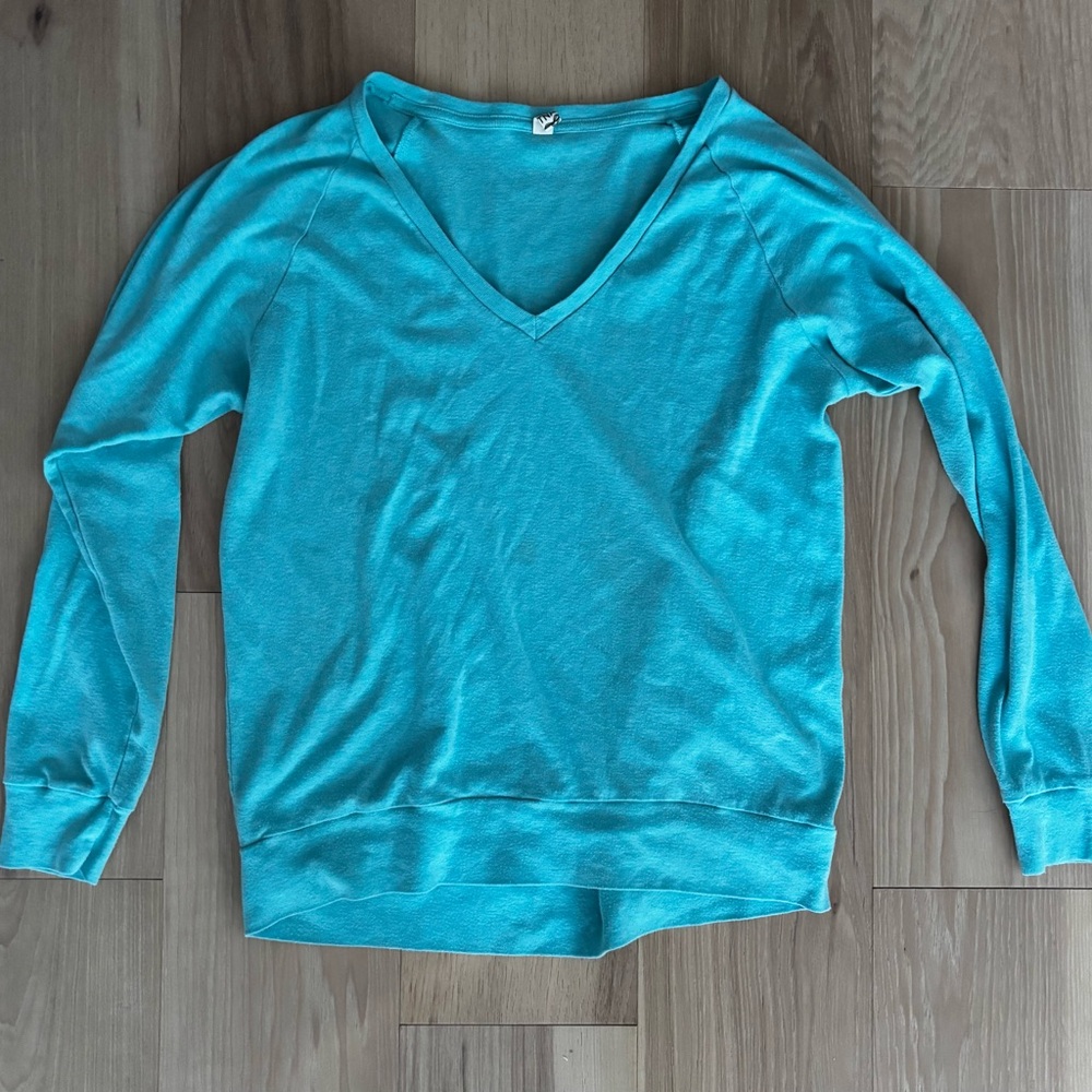 TNA Teal V-Neck Long Sleeve Shirt